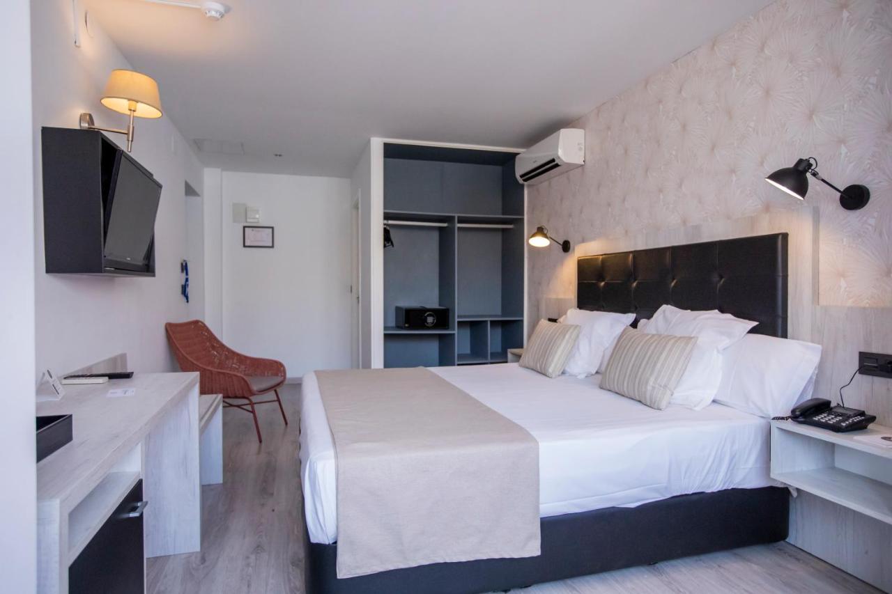 Soho Boutique Bahia Malaga Hotel Екстериор снимка