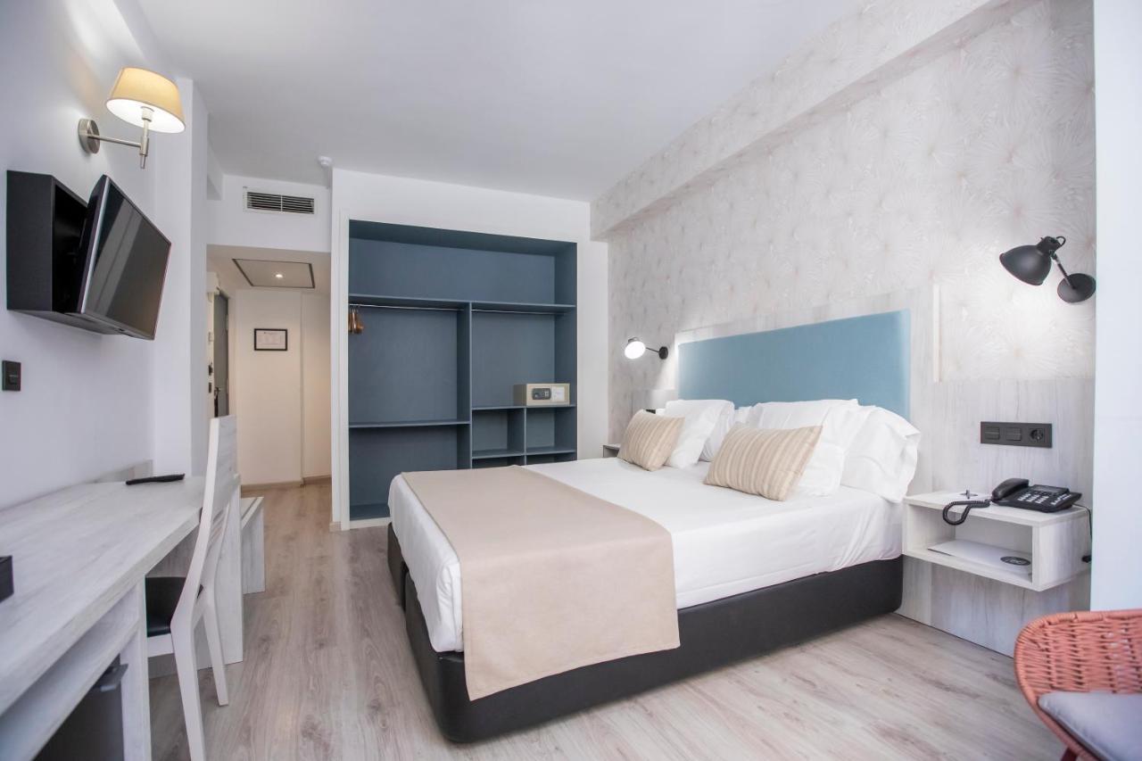 Soho Boutique Bahia Malaga Hotel Екстериор снимка