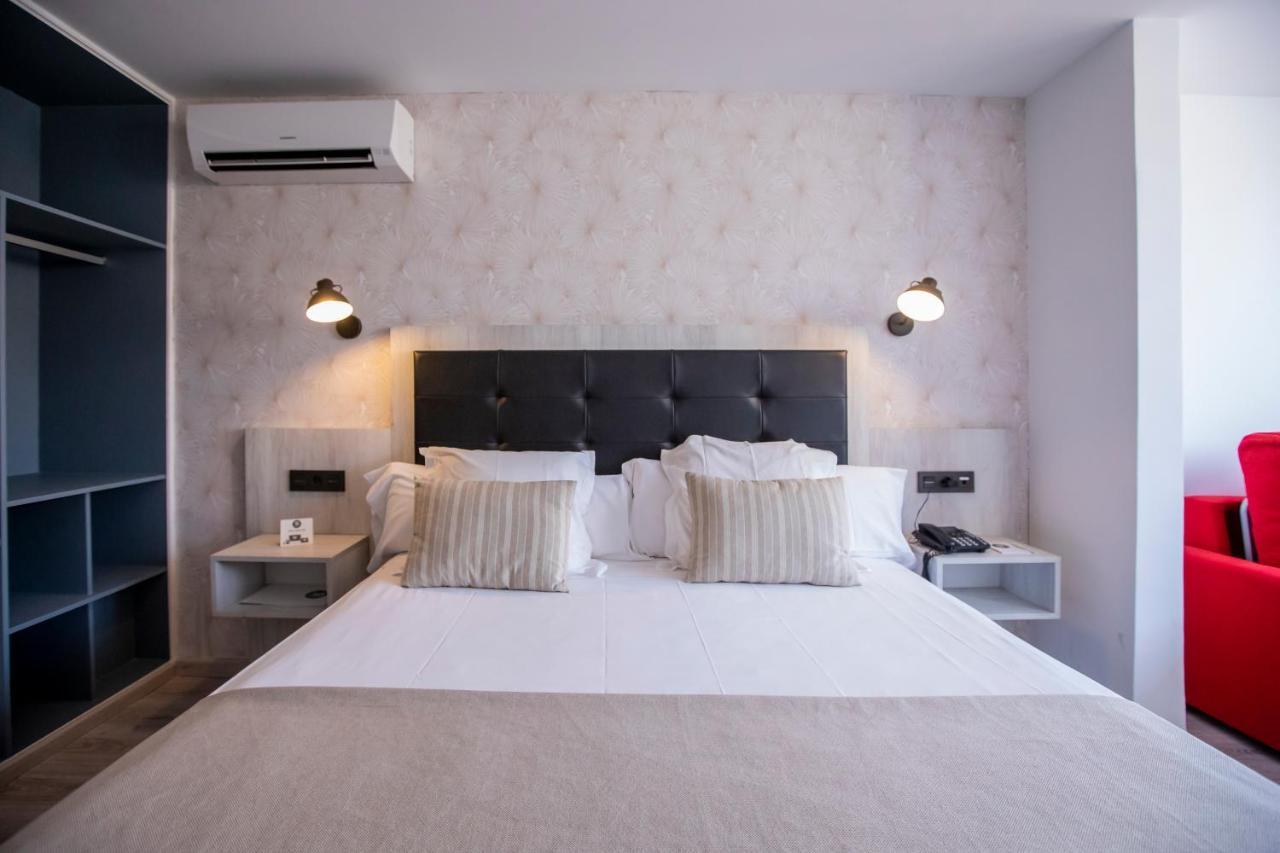 Soho Boutique Bahia Malaga Hotel Екстериор снимка